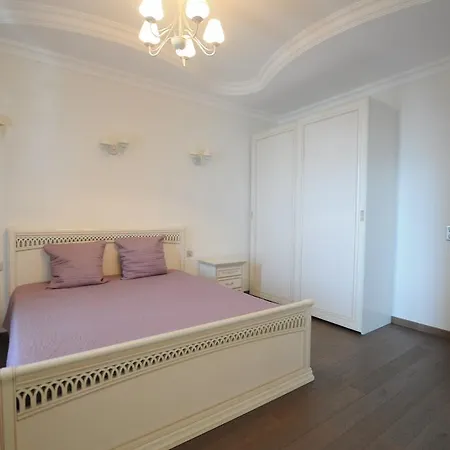 アパート 53 Promenade Des *